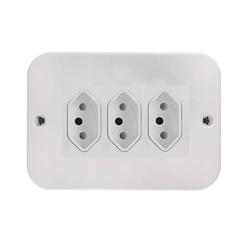 Crabtree Industrial Tri-Slimline Unswitched Socket