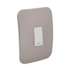 VETi 1 One Lever Two-Way Light Switch with Locator - White module