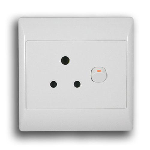 Schneider Electric  S2000 16A Switched Socket 100X100mm
